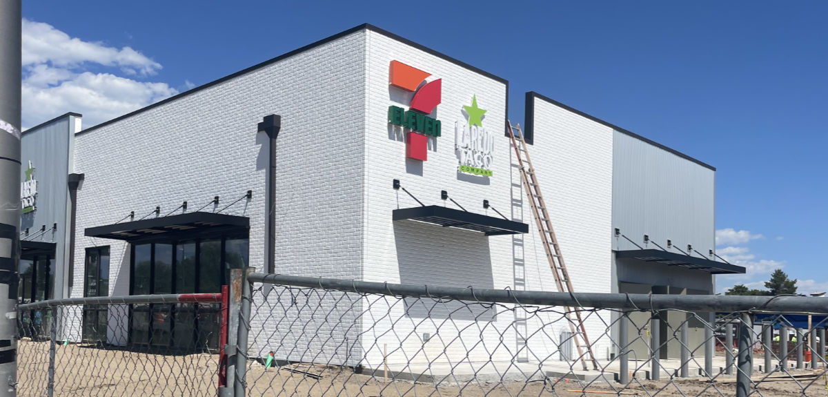 abstract mural 40 West Public art colfax Colorado painting on 7Eleven arts